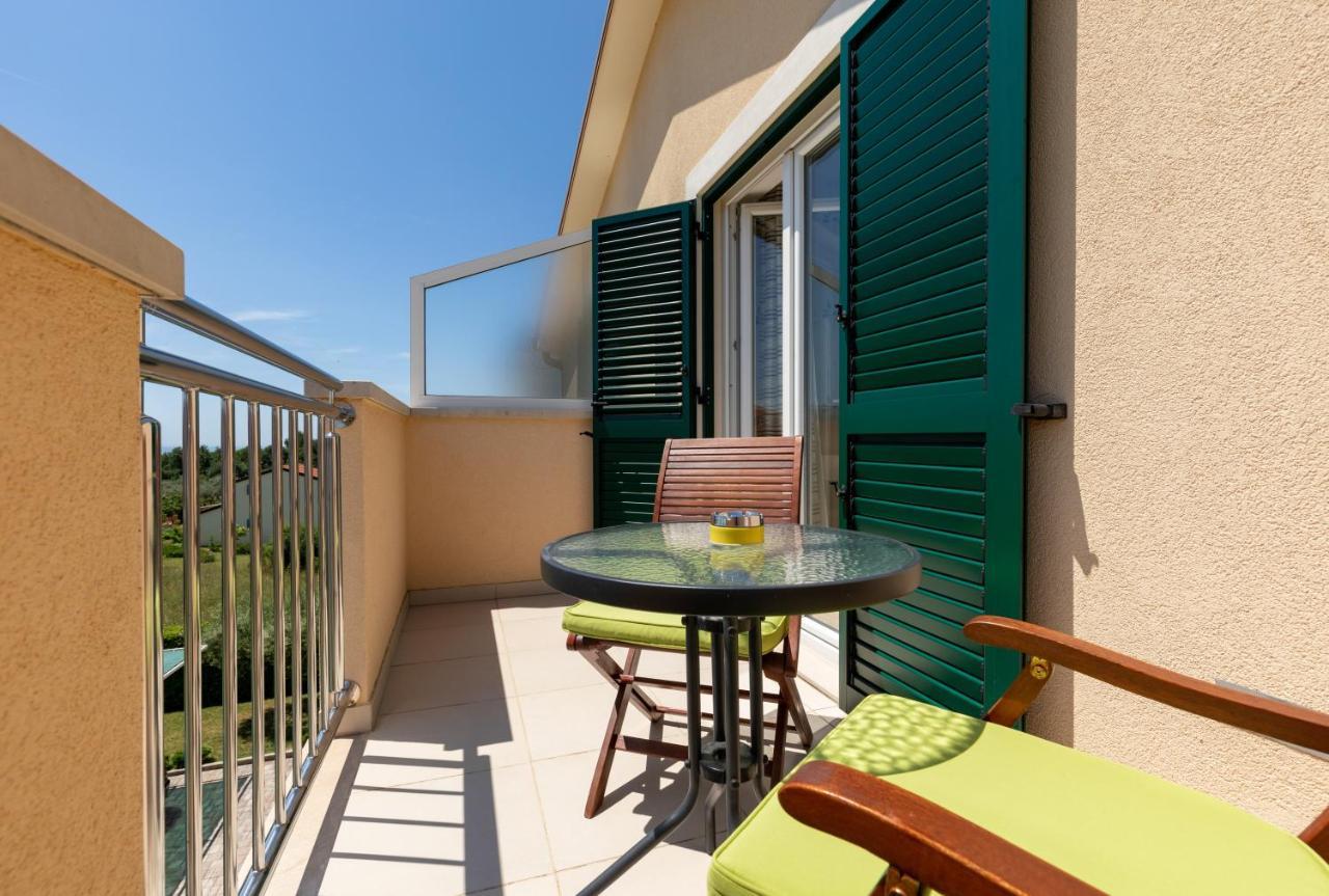 B&B Villa Oasa 1 Ровинь Экстерьер фото